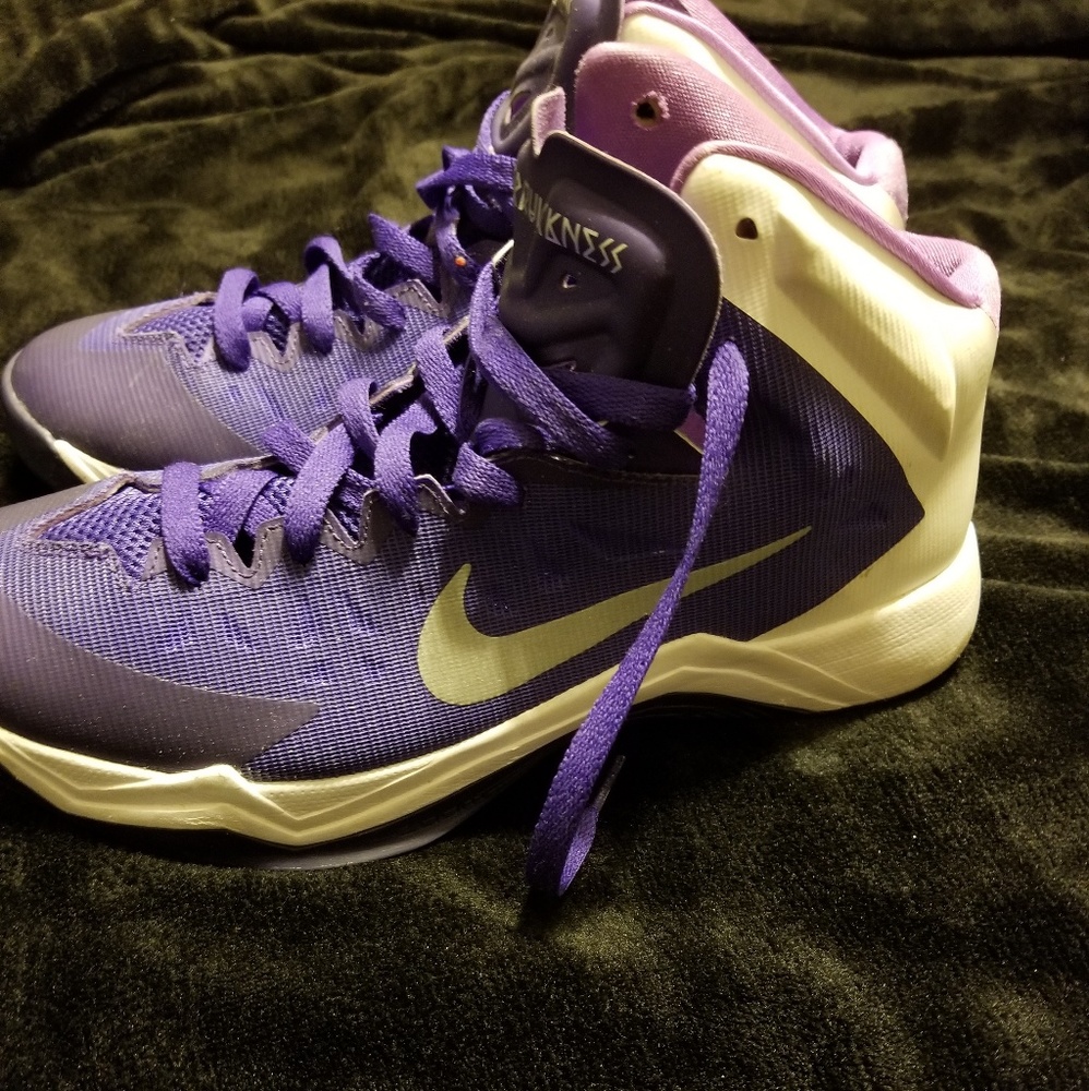 Nike shoes